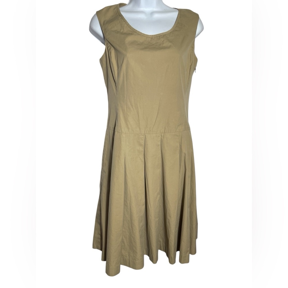 Banana Republic Dress size 6 Beige Tan Pleated Cap‎ Sleeve Dress PERFECT 🤎